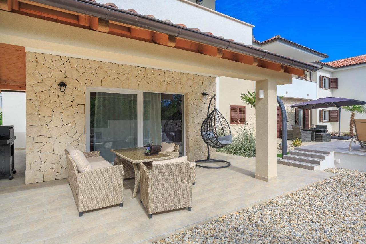 Villa Antonada Vrh  外观 照片