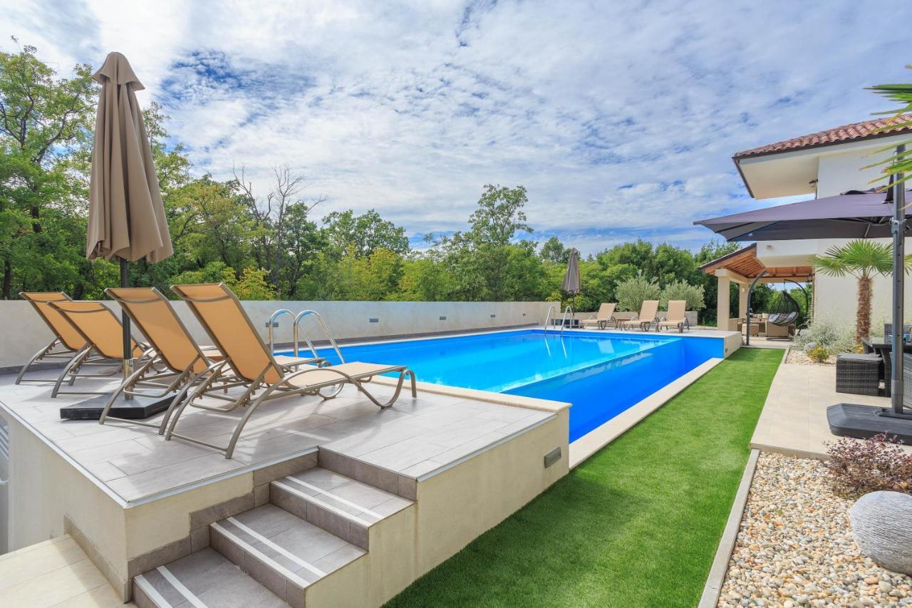 Villa Antonada Vrh  外观 照片