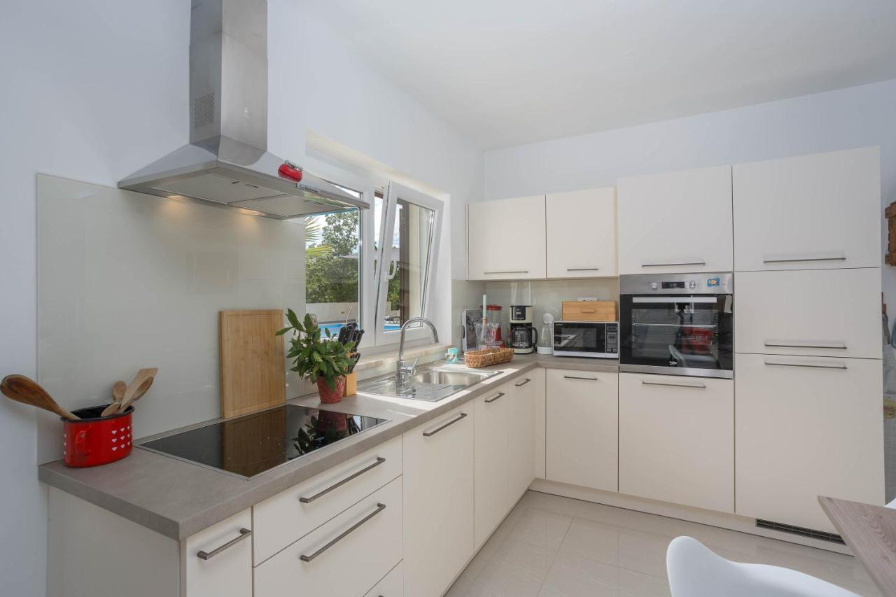 Villa Antonada Vrh  外观 照片