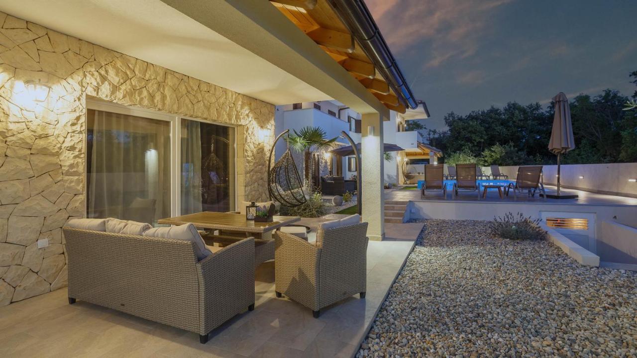 Villa Antonada Vrh  外观 照片