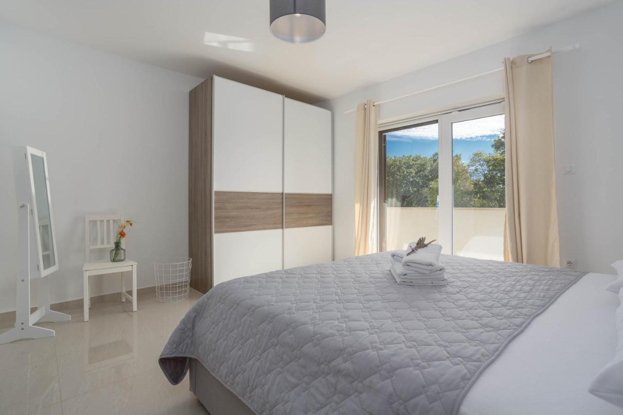 Villa Antonada Vrh  外观 照片